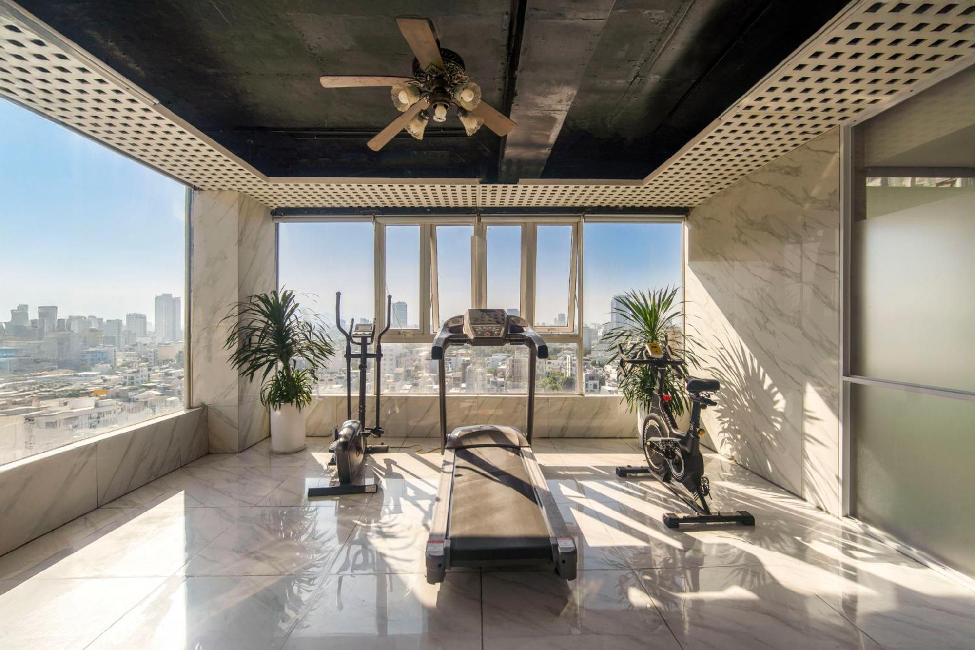 Crystal Hotel By Ha My دا نانغ المظهر الخارجي الصورة